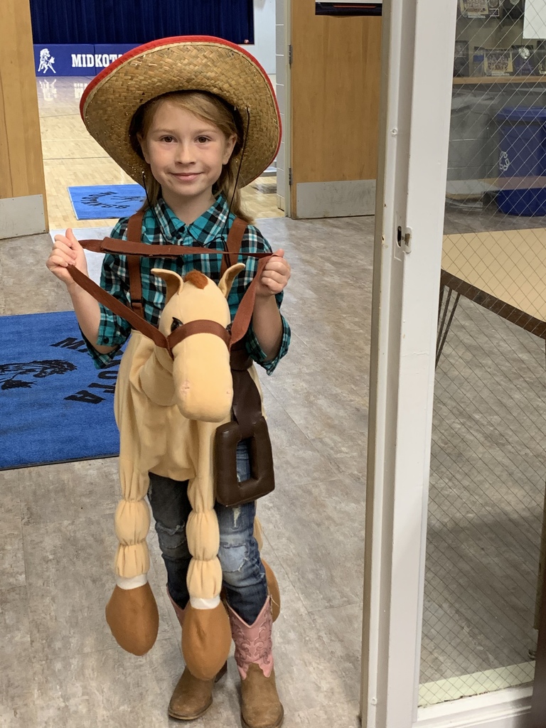 The race is on for the best Homecoming ever! Thanks Millie!